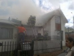 Incendio en barrio Archipiélago de Chiloé
