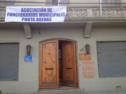 Empleados Municipales de Punta Arenas se unen a paro nacional