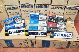 Alto precio de cigarrillos chilenos desata contrabando desde Argentina