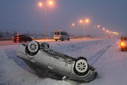 Nieve causa estragos en rutas y aeropuerto