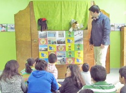 Conaf ofrece función de títeres en Natales